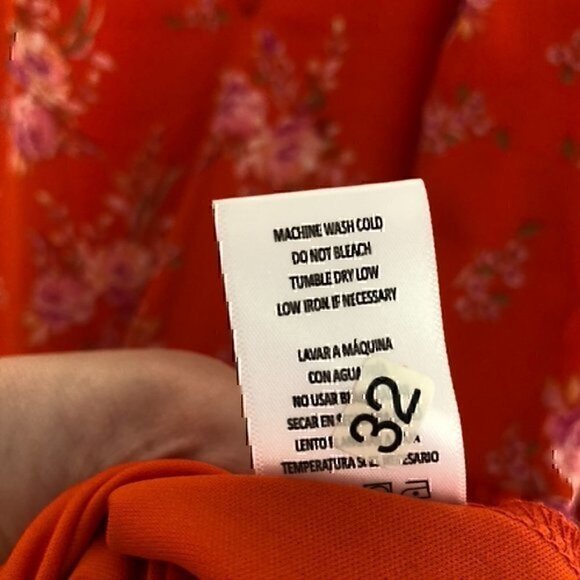 VINCE CAMUTO Floral Print Long Sleeve Split V-Neck Tiered Shift Dress Orange XS - Picture 8 of 12